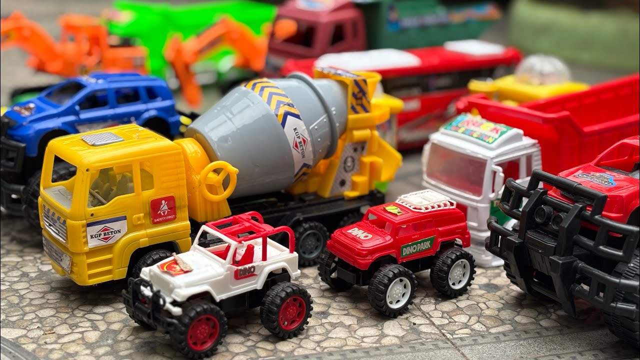Menemukan Mobil Mainan Besar, Ternyata Mainan Baru #beranda 