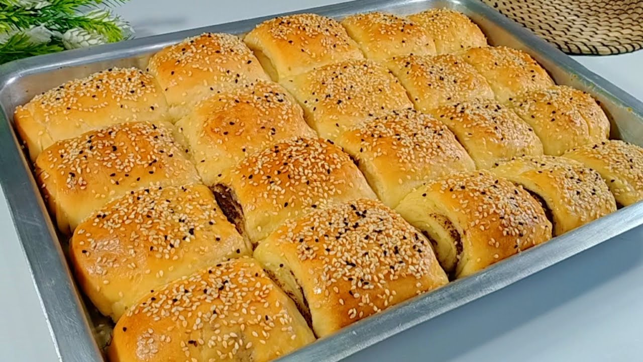 الباتية المورق بالجبنة والشيكولاتة  🔥 اعملية  وقطعية دفعة واحدة  في صاج واحد😋