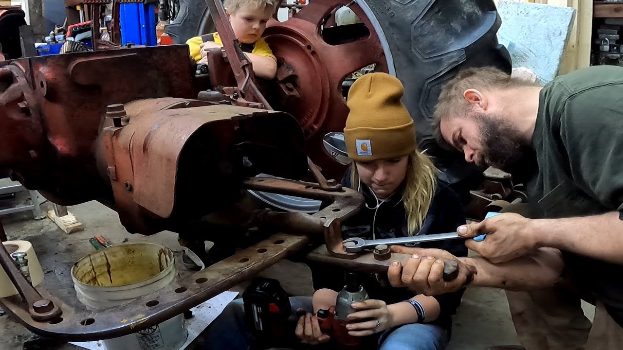 Farmall 300 Tractor Tear Down PART 2