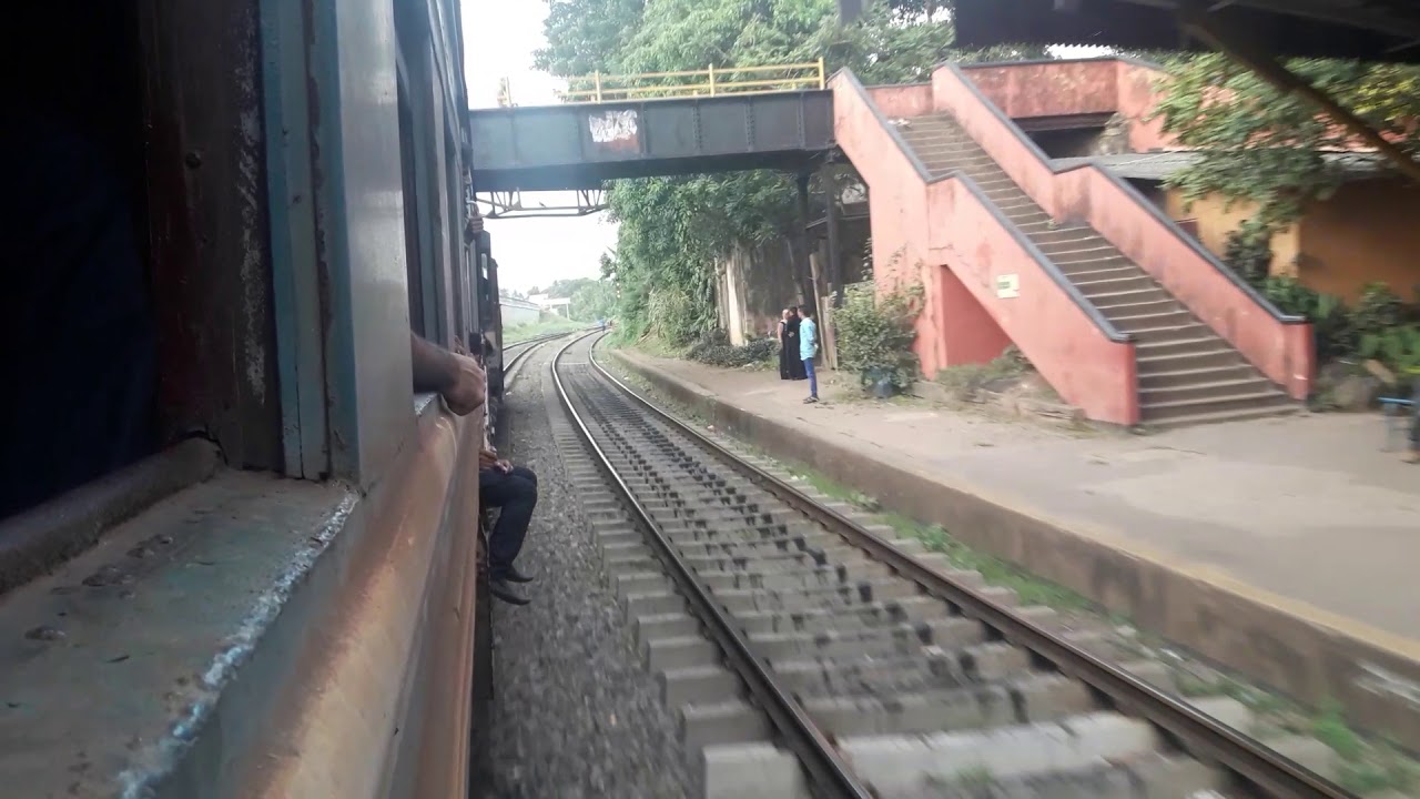 Srilanka Railway Fans. class : M4 - 743