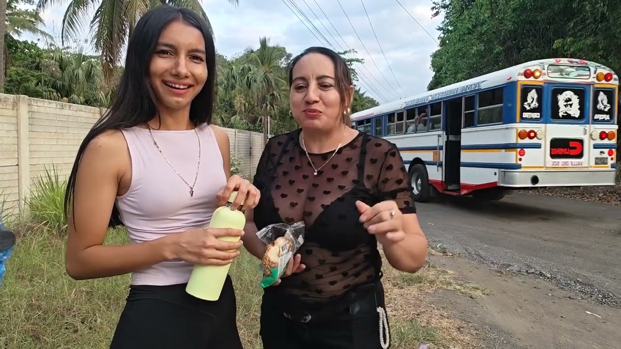 Nos detuvimos a tomar un rico cafe