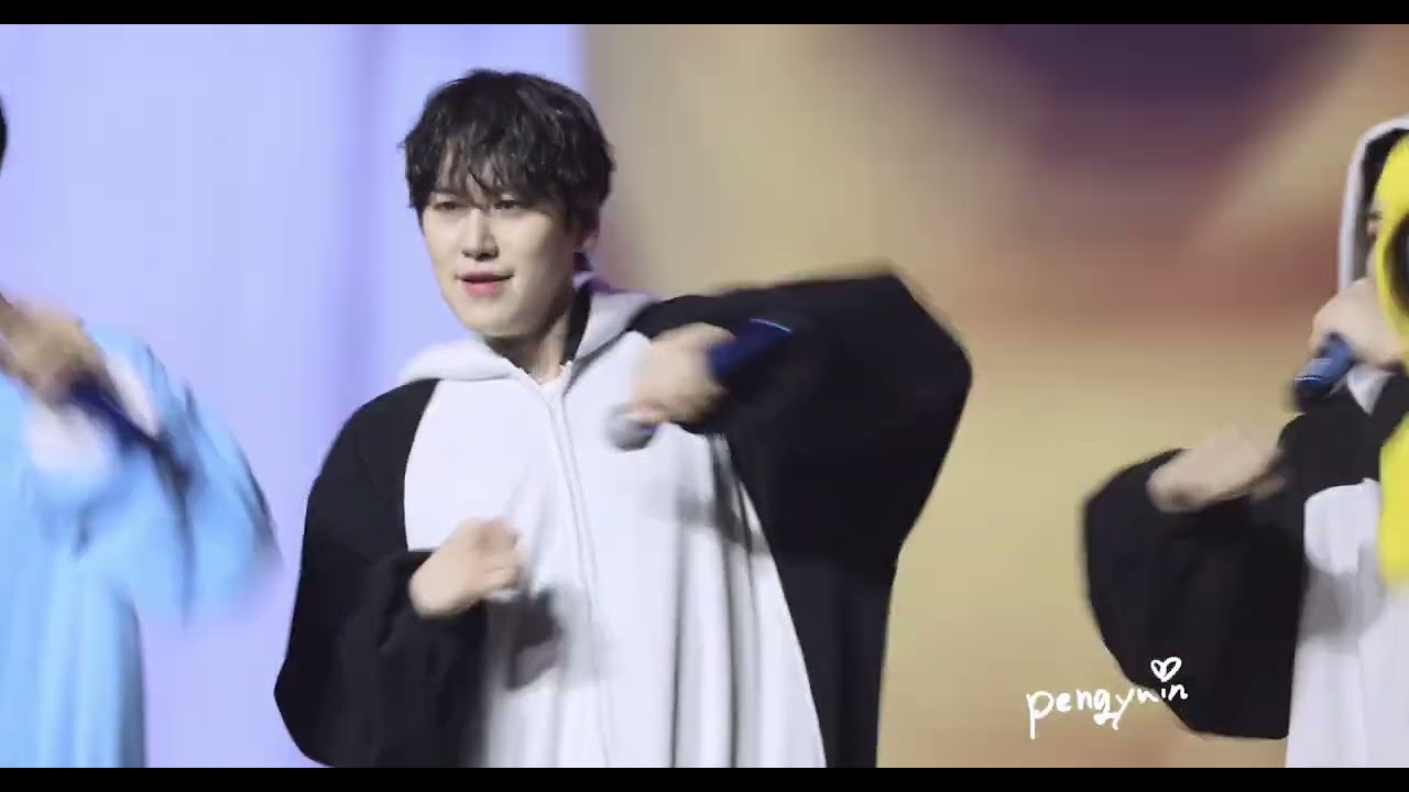 Miracle + Pajama Party + 迷 （Me）+로꾸거 penguin ver. 250823 ss10 in Seoul