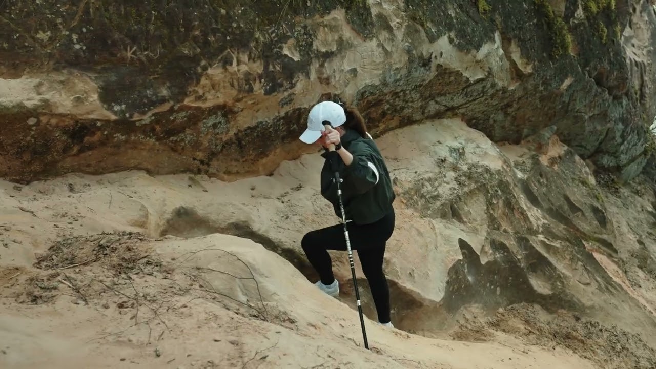 Overmont Carbon Fiber Trekking Poles