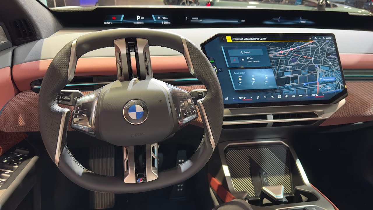 Обзор мультимедийной системы BMW iX3