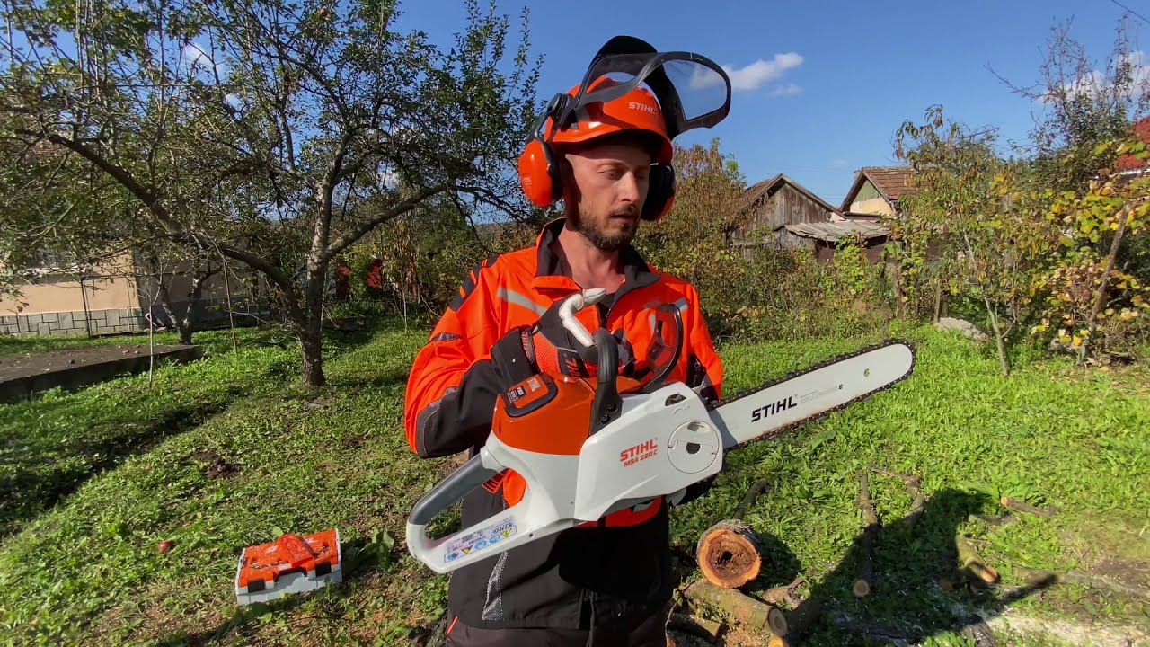 Stihl MSA 220 C battery powered chainsaw (drujba stihl puternica pe baterie.)