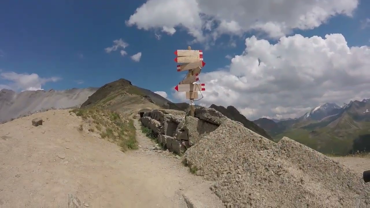 Livigno,Alpisella, Laghi Cancano, Bocchetta di Forcola e ritorno per la val di Forcola a Livigno mtb