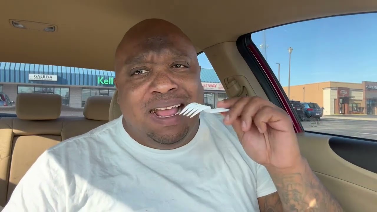 Зашла попробовать корейскую еду 🍲 🤔