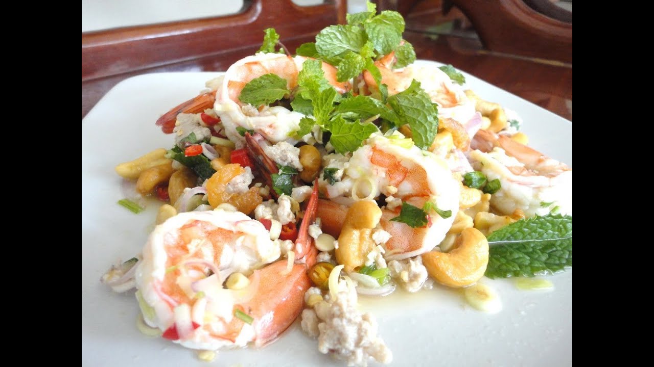 Yum Ta Krai (Spicy Lemongrass Salad with Cashew nuts) - Thai Food Cooking Tutorial