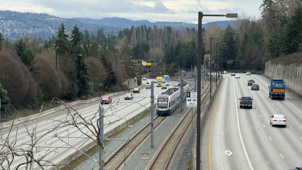 2 Line Simulated Service On Mercer Island.