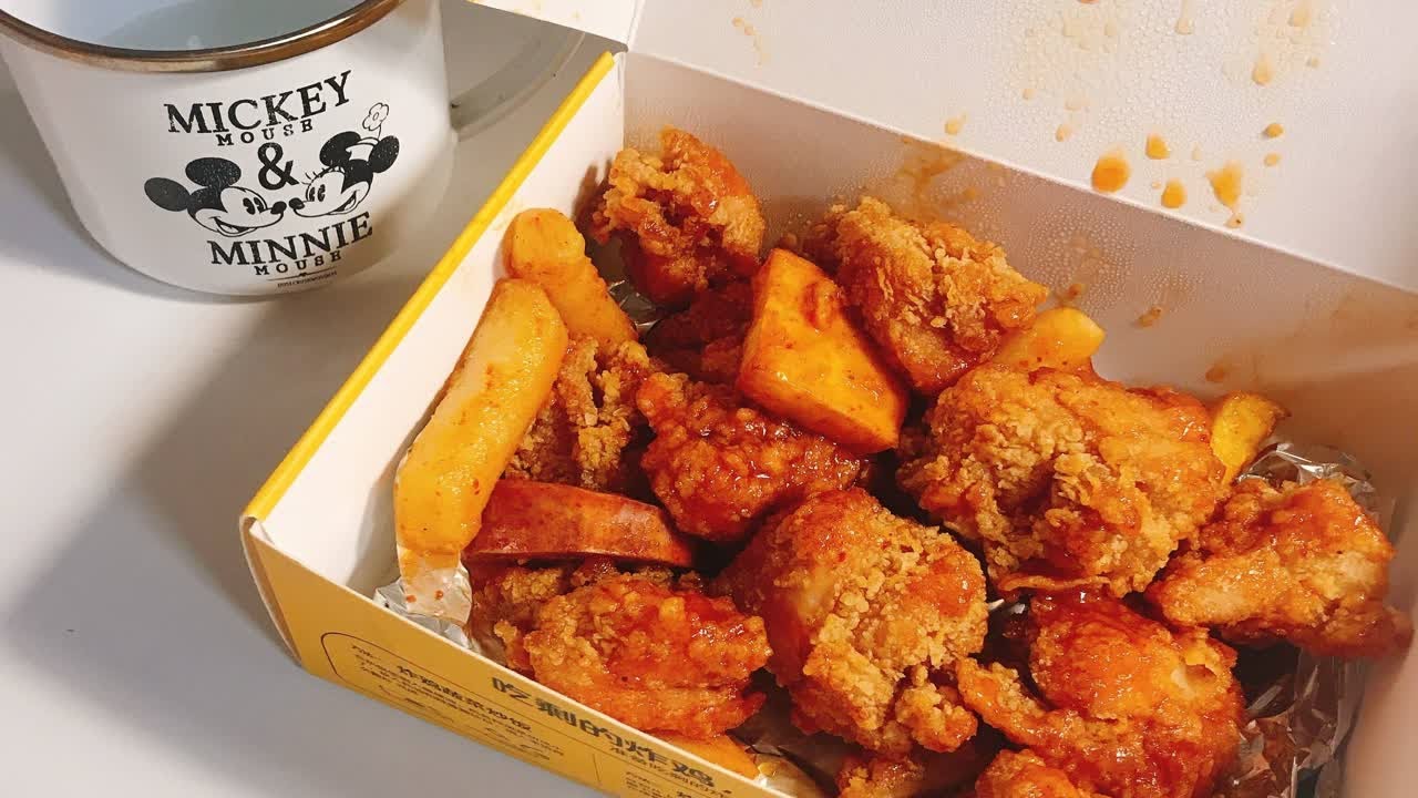 【吃不饱的晴子】吃肉合集！ 鳗鱼肘子羊肉串 蒸鸡炸鸡配烤鸡 Are you ready！