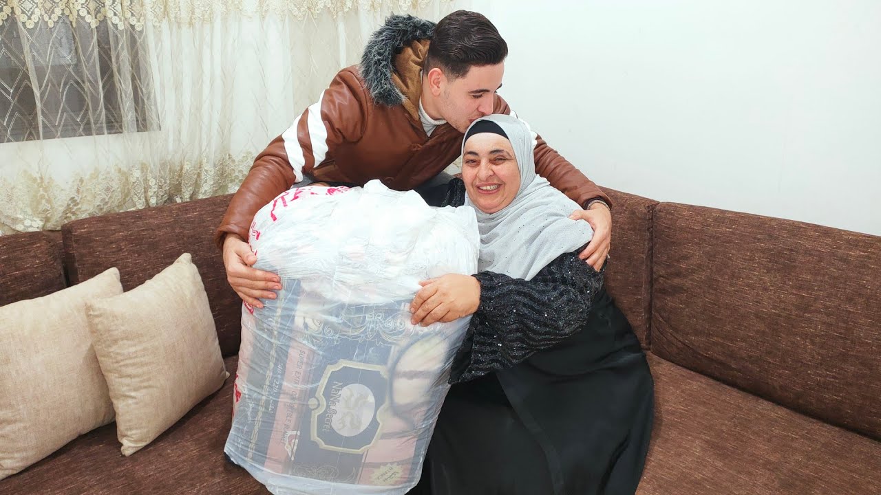 مليش بركة إلا انتي يا أمي بيتنا🏠أصبح كامل🤫اخدتها معايه بنفسها تختار المفاجأة🥳