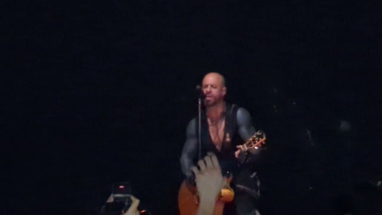 Daughtry - Home(Acoustic) (live)