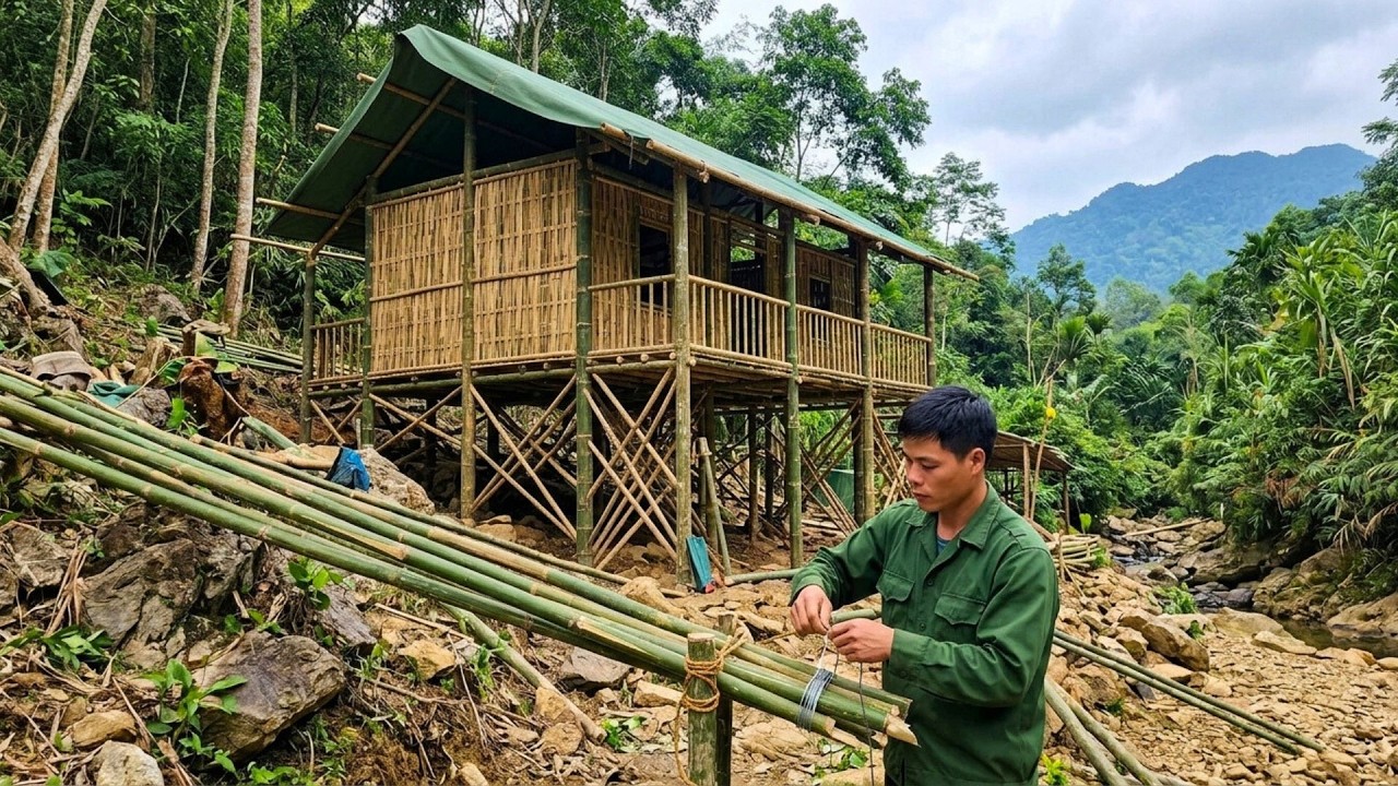Building A Bamboo House By The Stream To Prepare For A Self Sufficient Life In The Forest