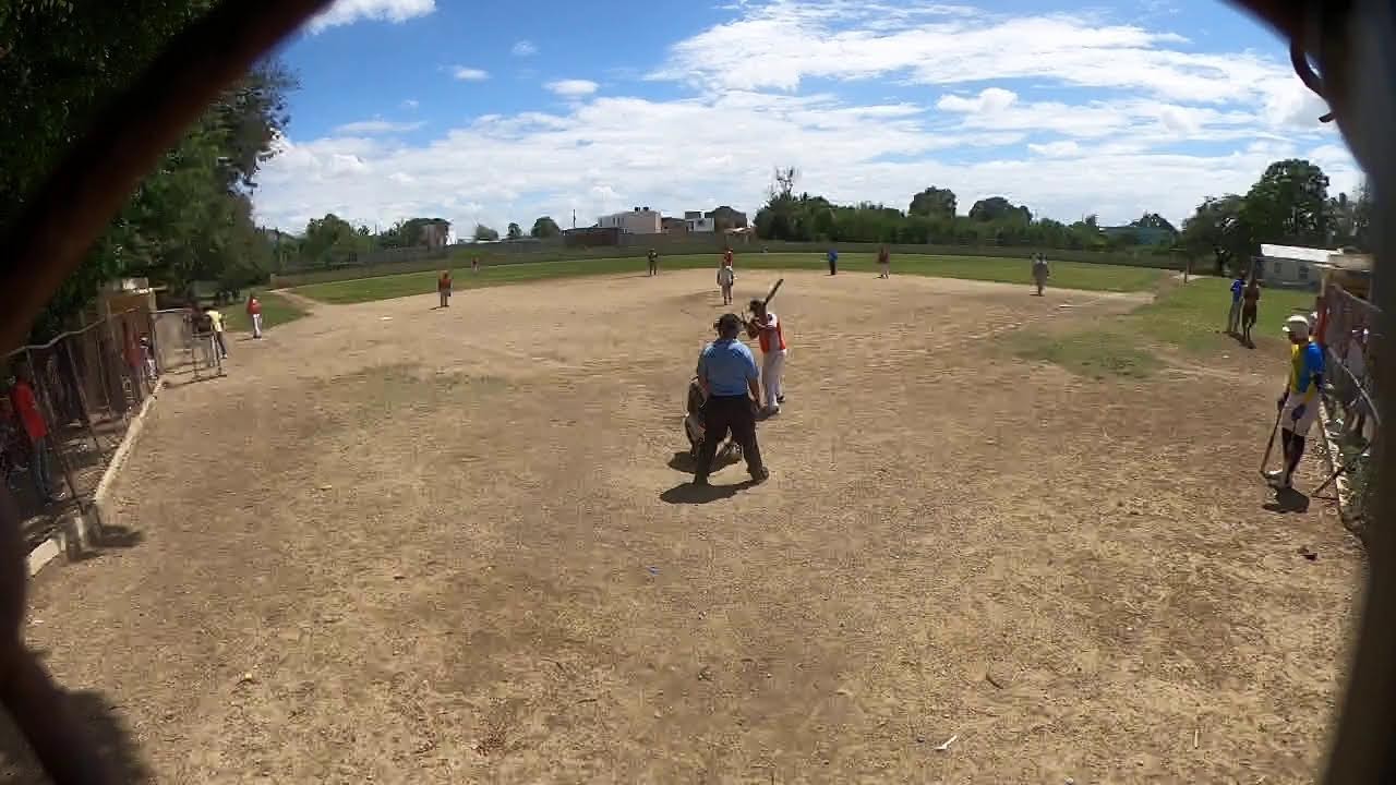 JUEGO DE SOFTBALL TOROS VS QUIQUICES PLAY PARADA 7 JUEGO 2