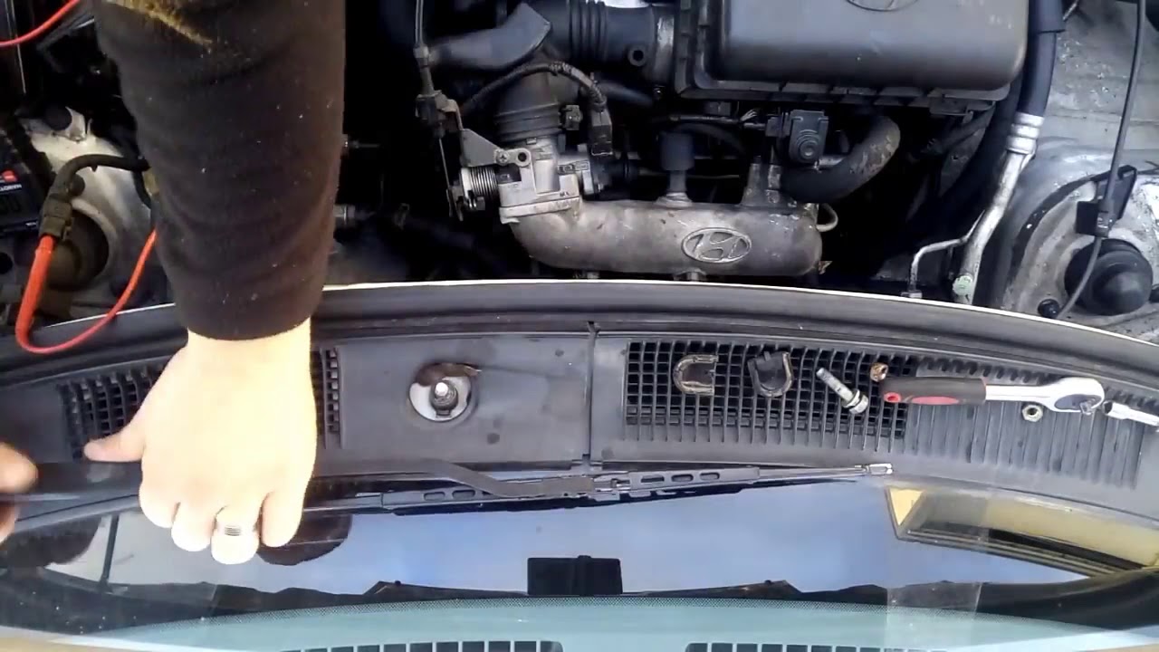Réparation essuie-glace Hyundai atos  إصلاح ممسحة الزجاج الأمامي