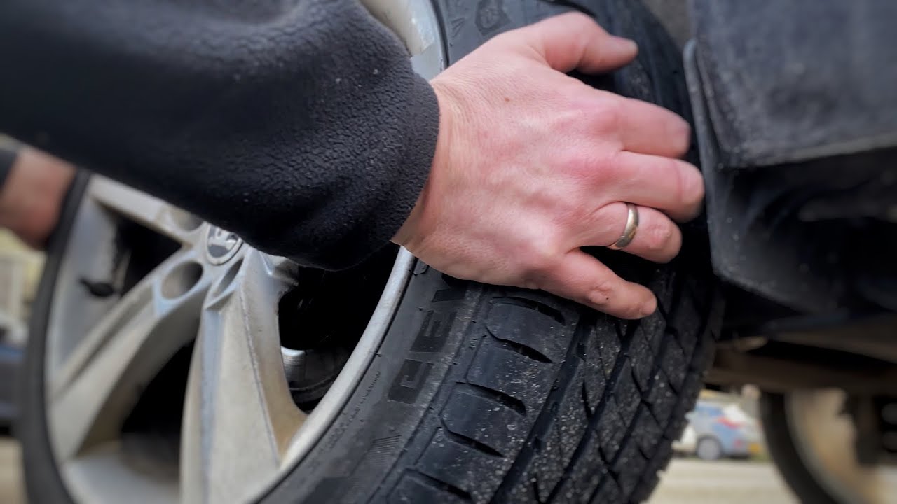 HOW TO change a wheel with DADSKILLZ