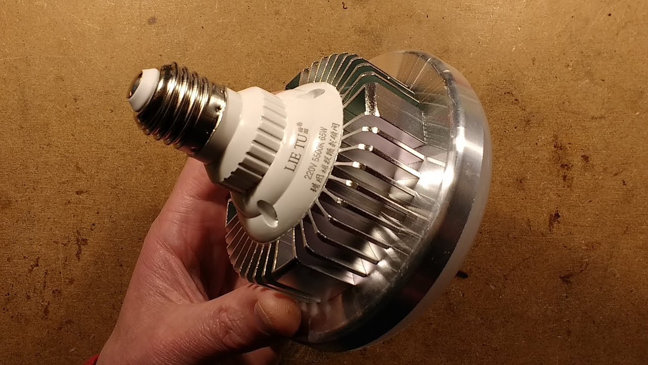 Inside a stylish 65W LED photography lamp.