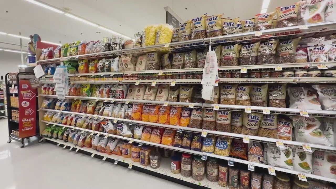 Utz officially opens new York County distribution center