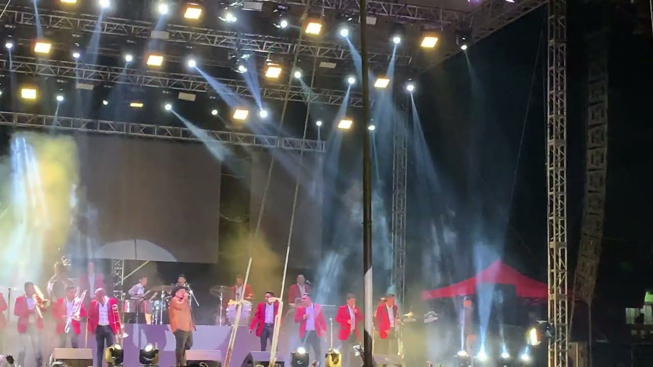 Banda chilacachapa y Chuy Lizárraga Popurrí de sones