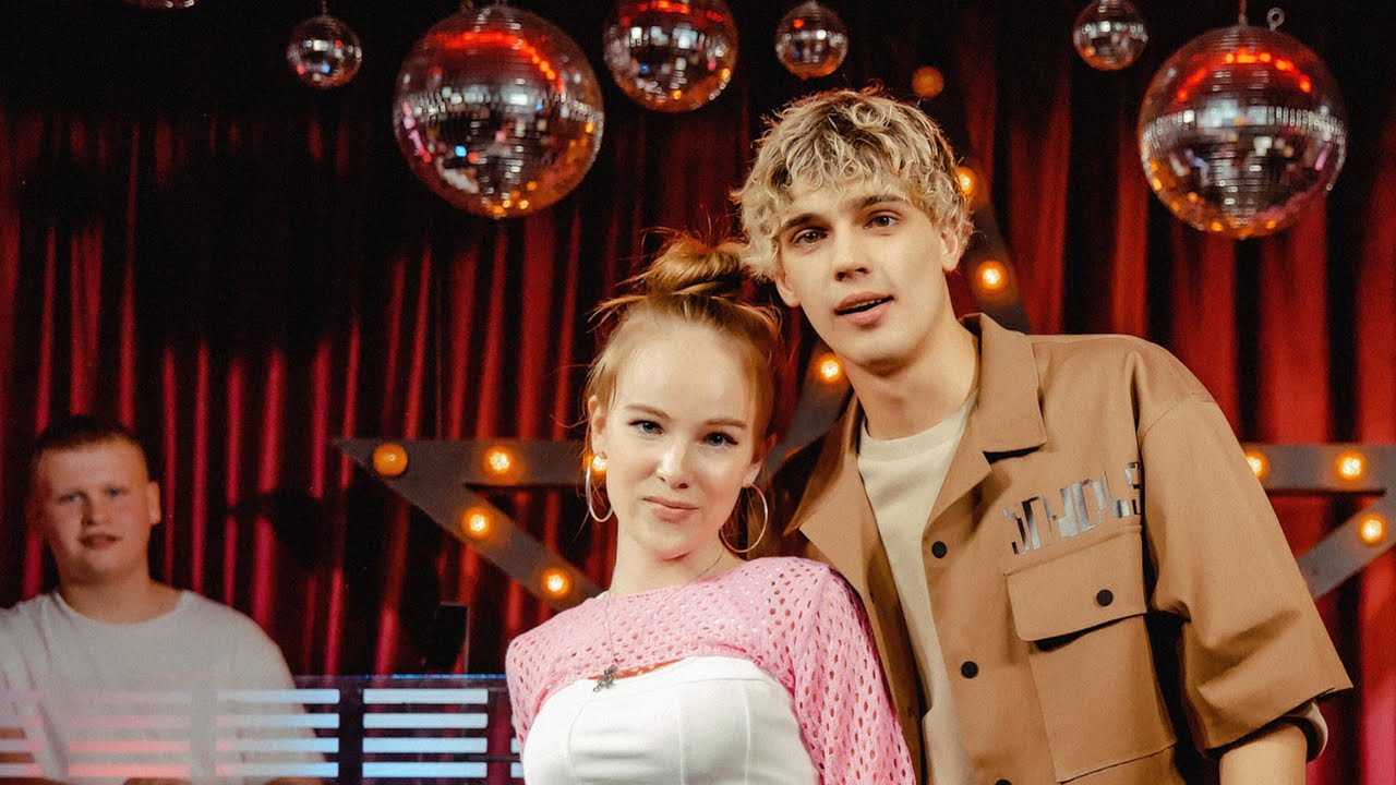 Элина Гильманова & Pazzzl -  