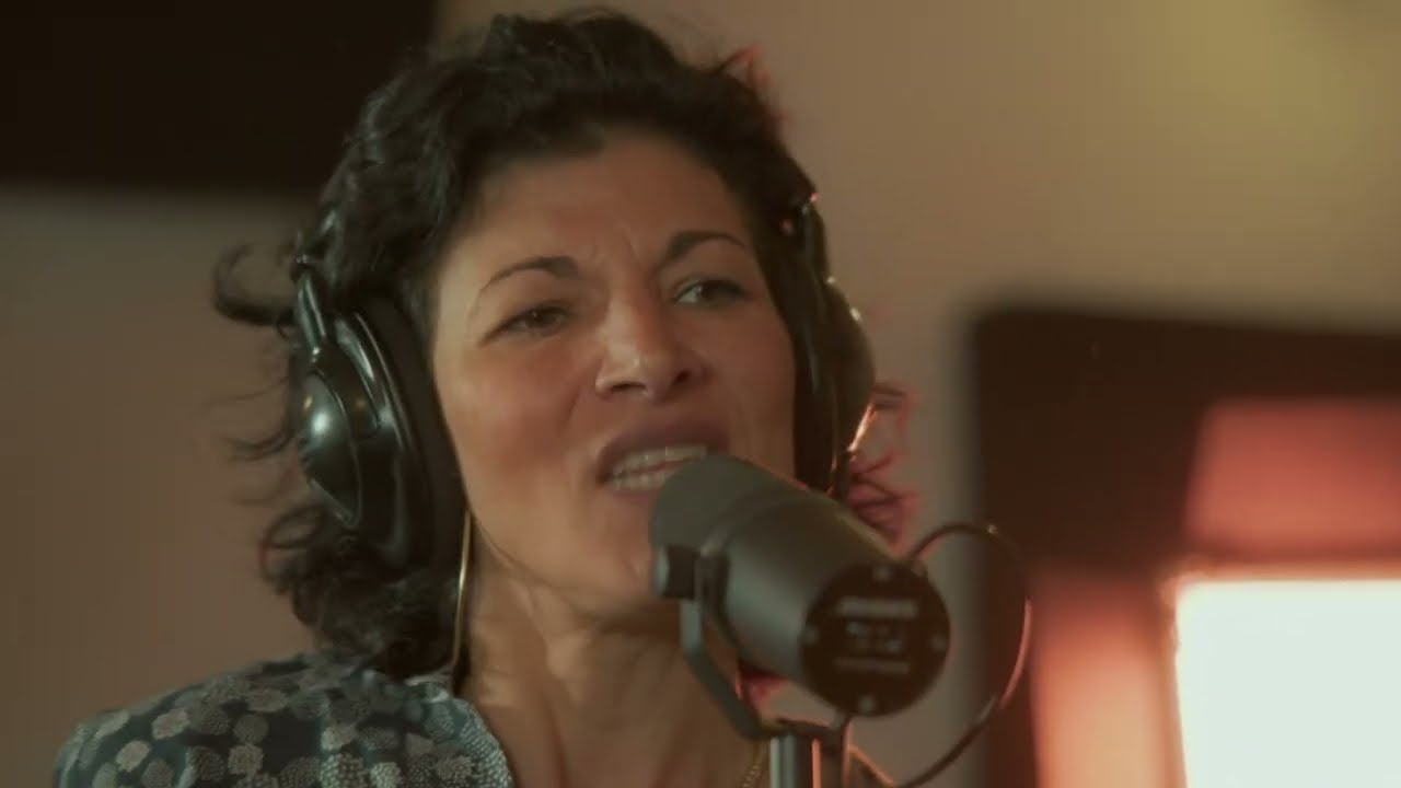 La levrette - Sarah Jane (Live session)