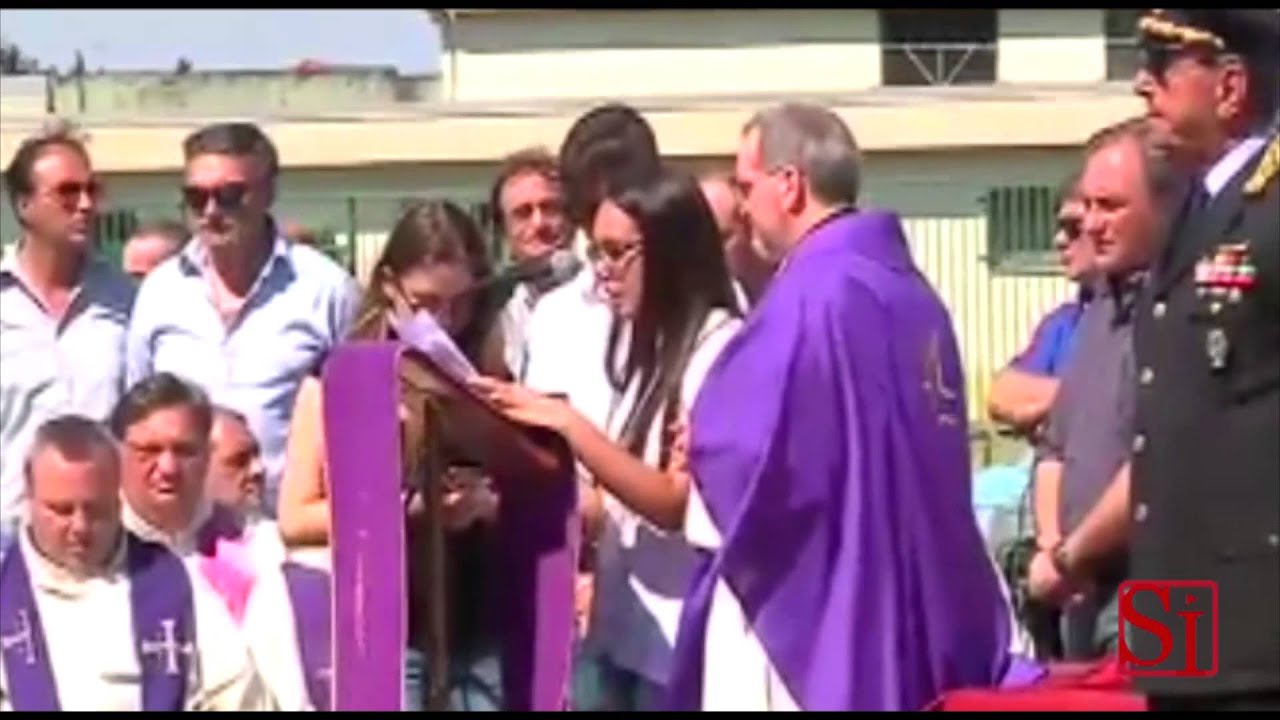 Marano (NA) - Crollo Galleria, in tremila ai funerali di Salvatore Giordano -1- (15.07.14)