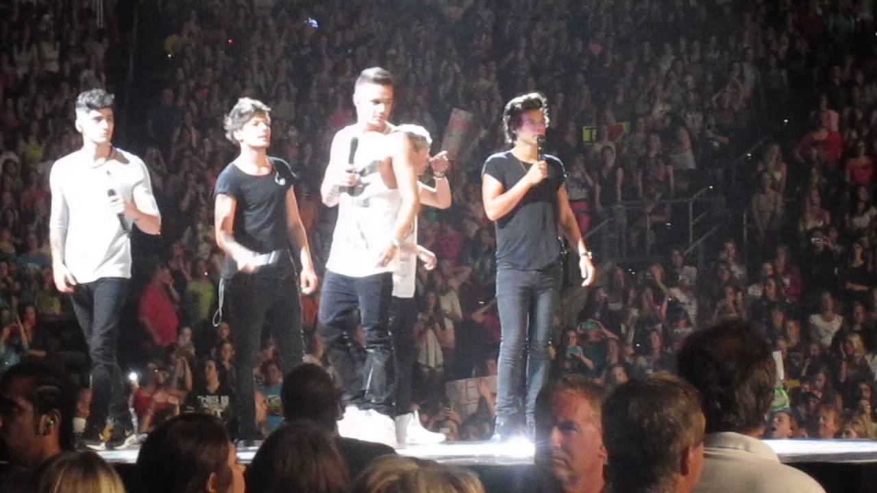 One Direction Twitter Questions Louisville, KY June 16, 2013
