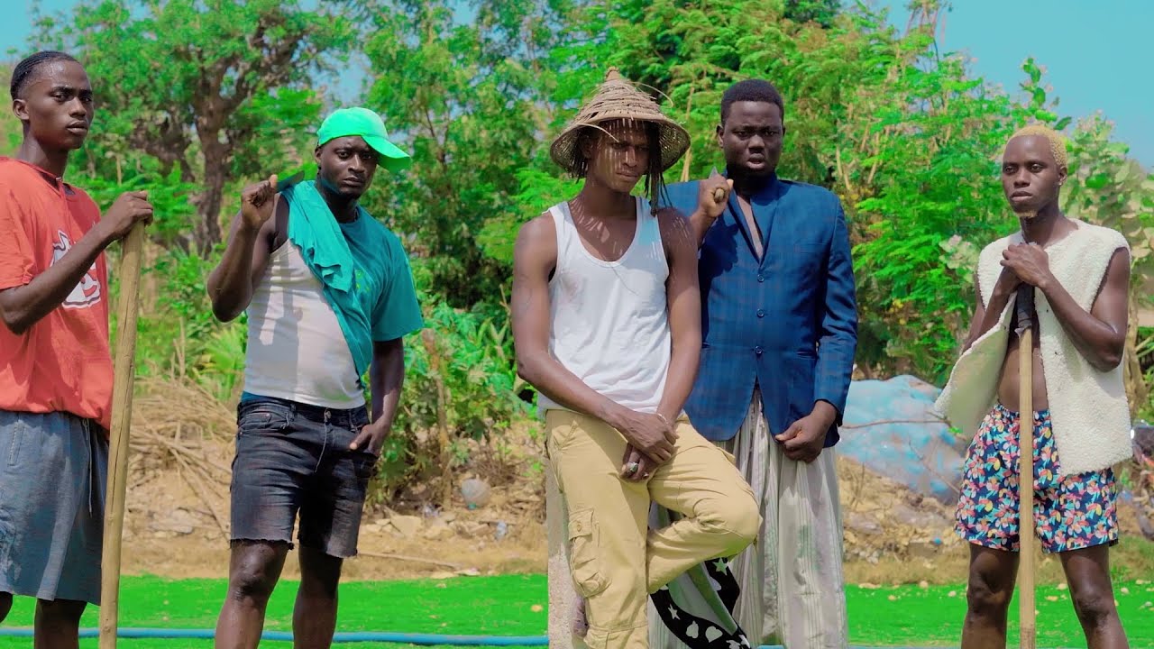 King Massaly - On s'en fou [Clip officiel]