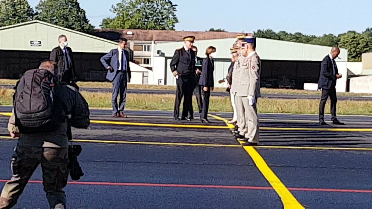 5e RHC à Pau : la ministre Florence Parly vient inaugurer de nouveaux bâtiments