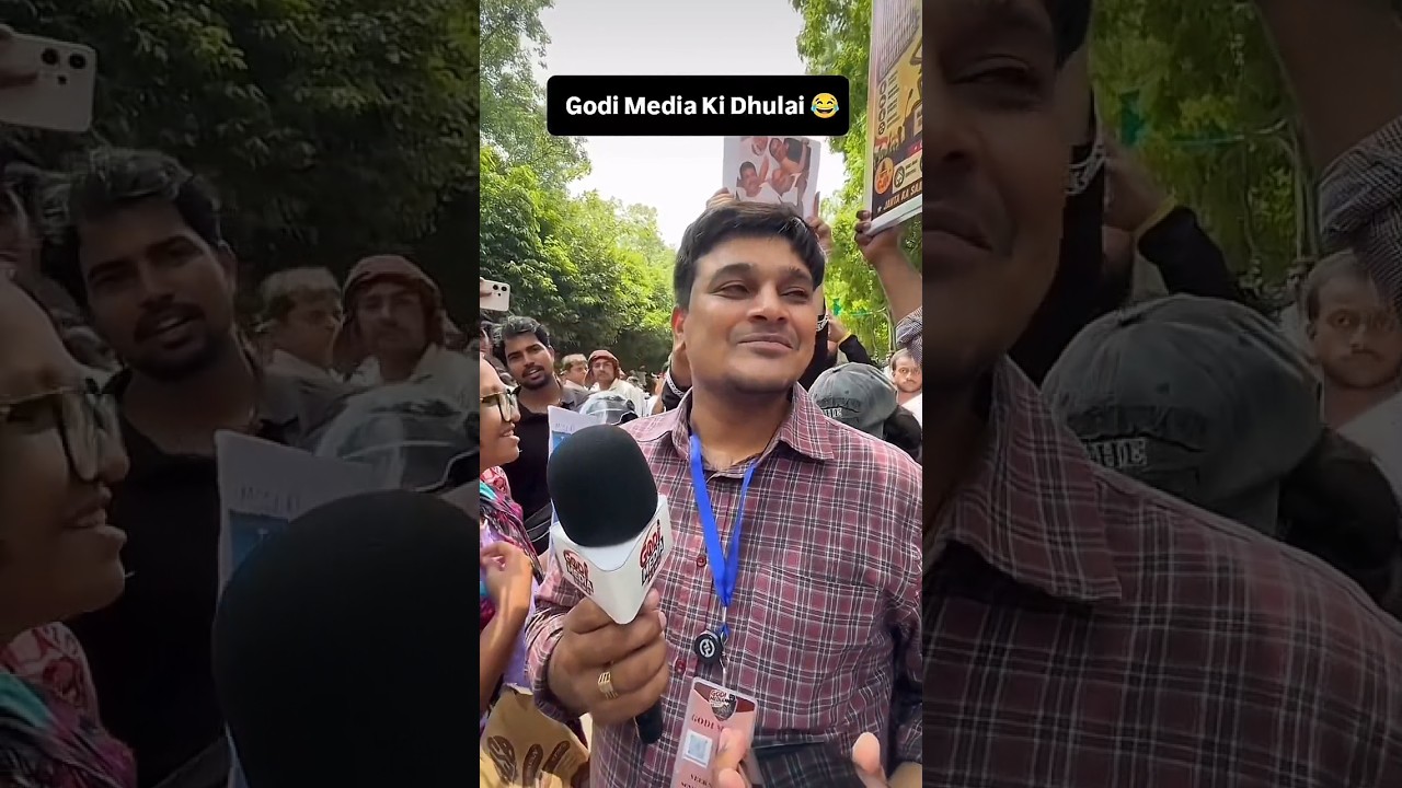 godi media ki dhulai 😂😂 #modi #memes #funny #viral #shorts #modimemes #godimedia #andhbhakt #short