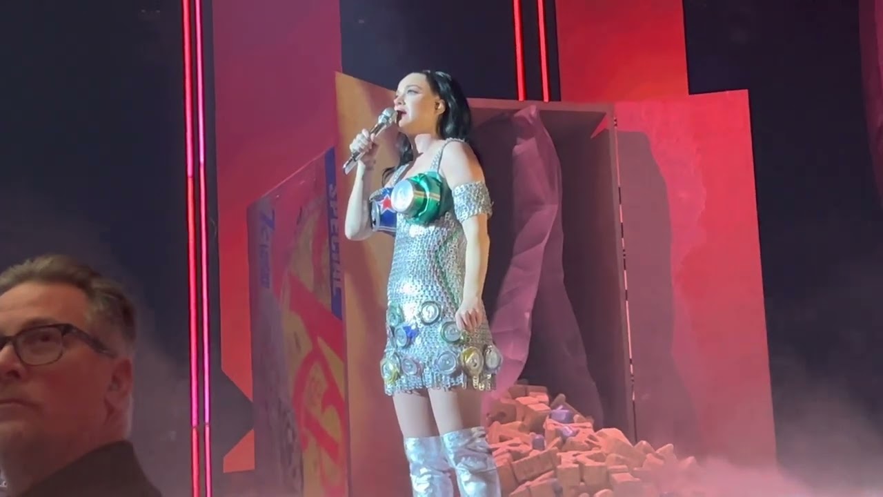 Katy Perry Never Really Over, Swish Swish (Fan Dance Off) When I’m Gone, Walking on Air FRONT ROW 4K