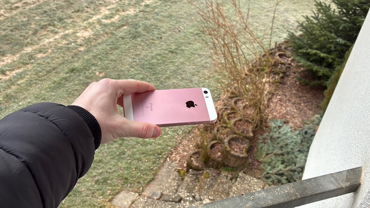 iPhone SE Drop Test vom Balkon 