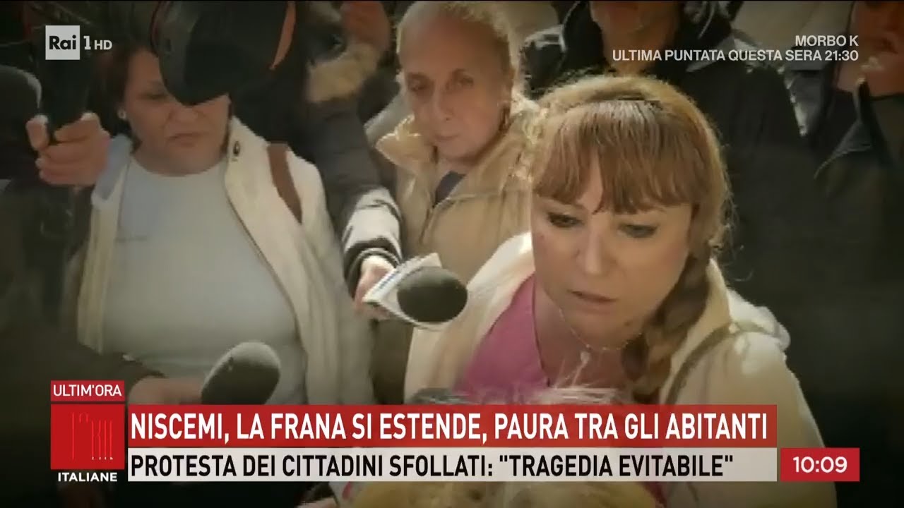 Frana Niscemi, la rabbia dei cittadini: 