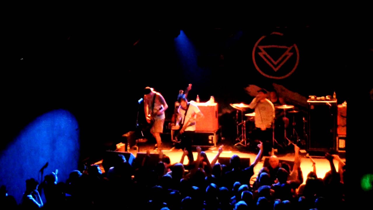 The Ghost Inside - Deceiver [LIVE]
