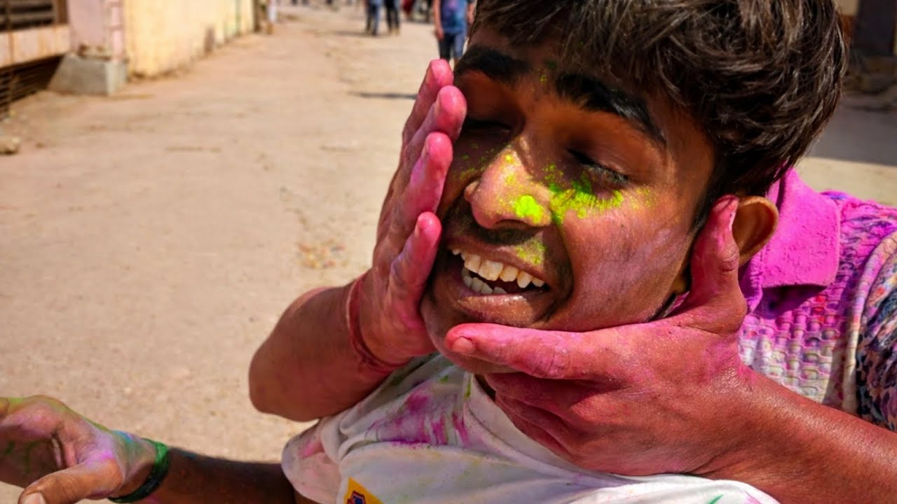 Holi Mein Meri Bahut Halat Kharab Ho Gayi..