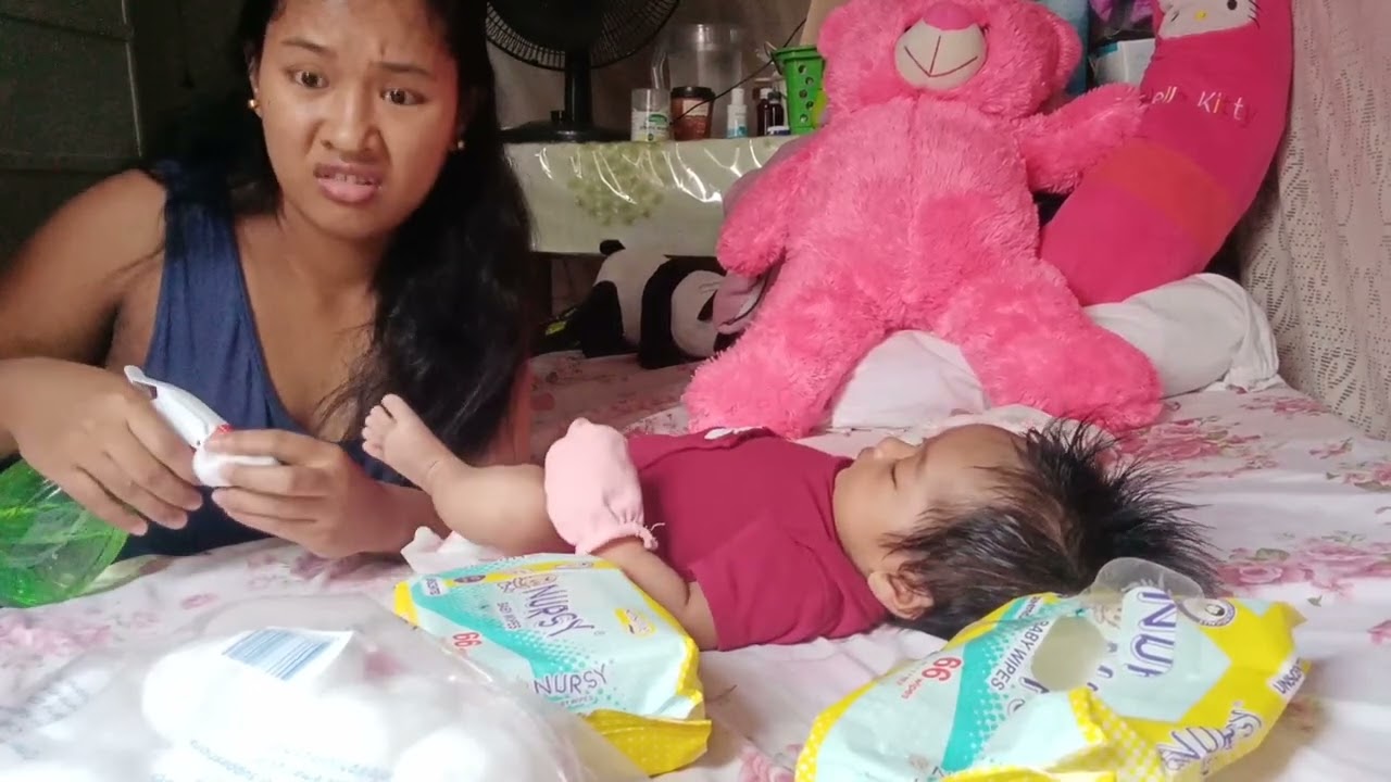 Simple way of changing babies Diaper