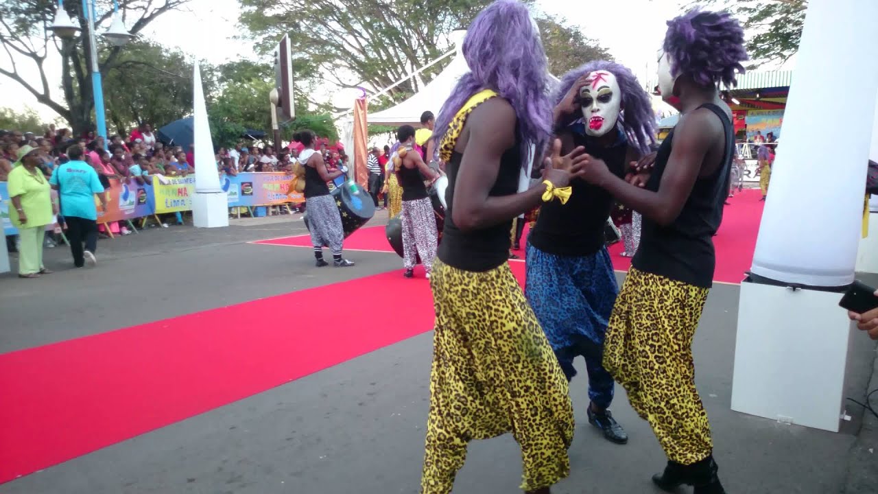 Carnaval Sainte-Rose Owiginal Mass Déhé18/01/15