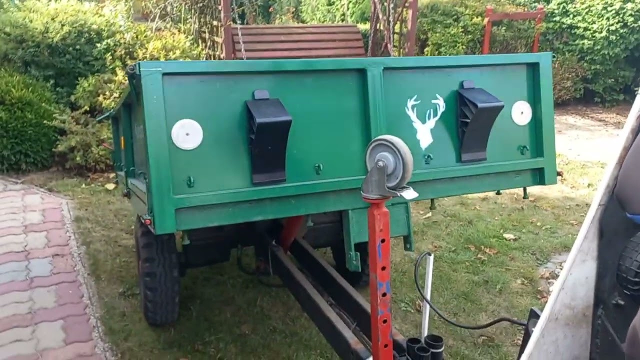 Kubota b6000 a sklápěcí vlek 1,5 t