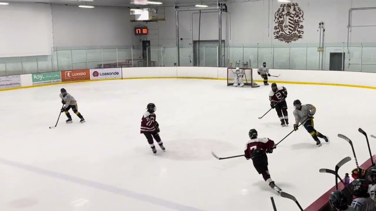 Hockey M18 D3 2025-2026 : Brébeuf vs CDM