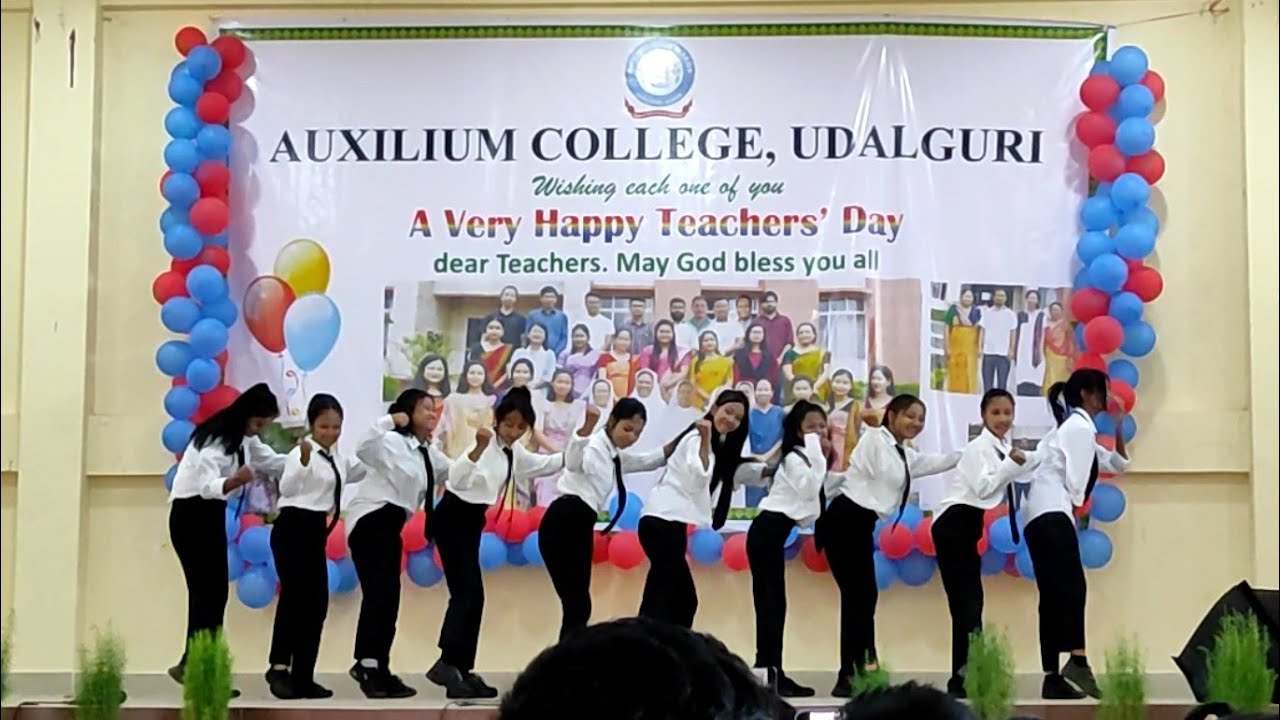 Remix songs dance performance (FULL)Auxilium College - Quick Style