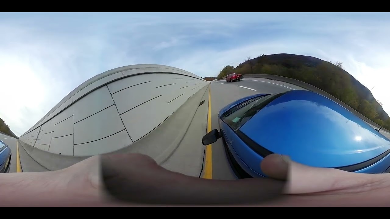 Driving Around in VR 003