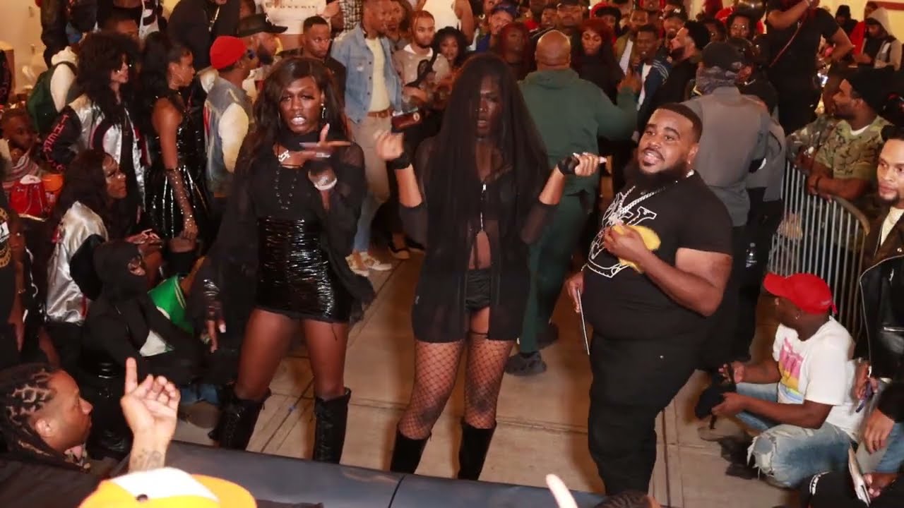 $1,000 Female Figure Performance @ The Death By Destruction Halloween Ball 2022