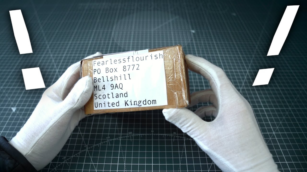 WHAT MODELS CAN YOU POSSIBLY FIT INSIDE THIS TINY BOX!? - Origami Unboxing #11