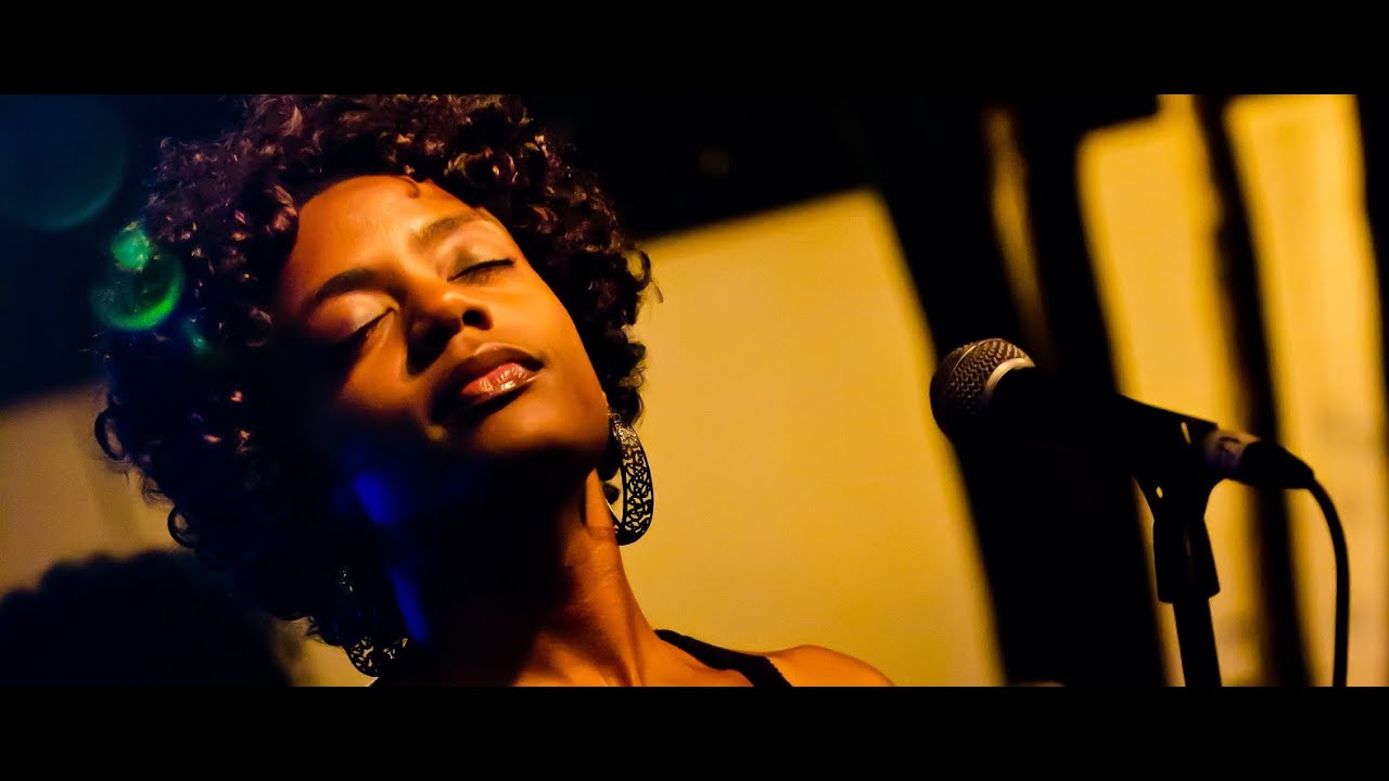 Niki J Crawford "No Fear"