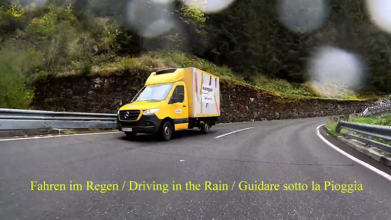 EDELWEISSSPITZE   GROßGLOCKNER   DRIVING IN HEAVY RAIN