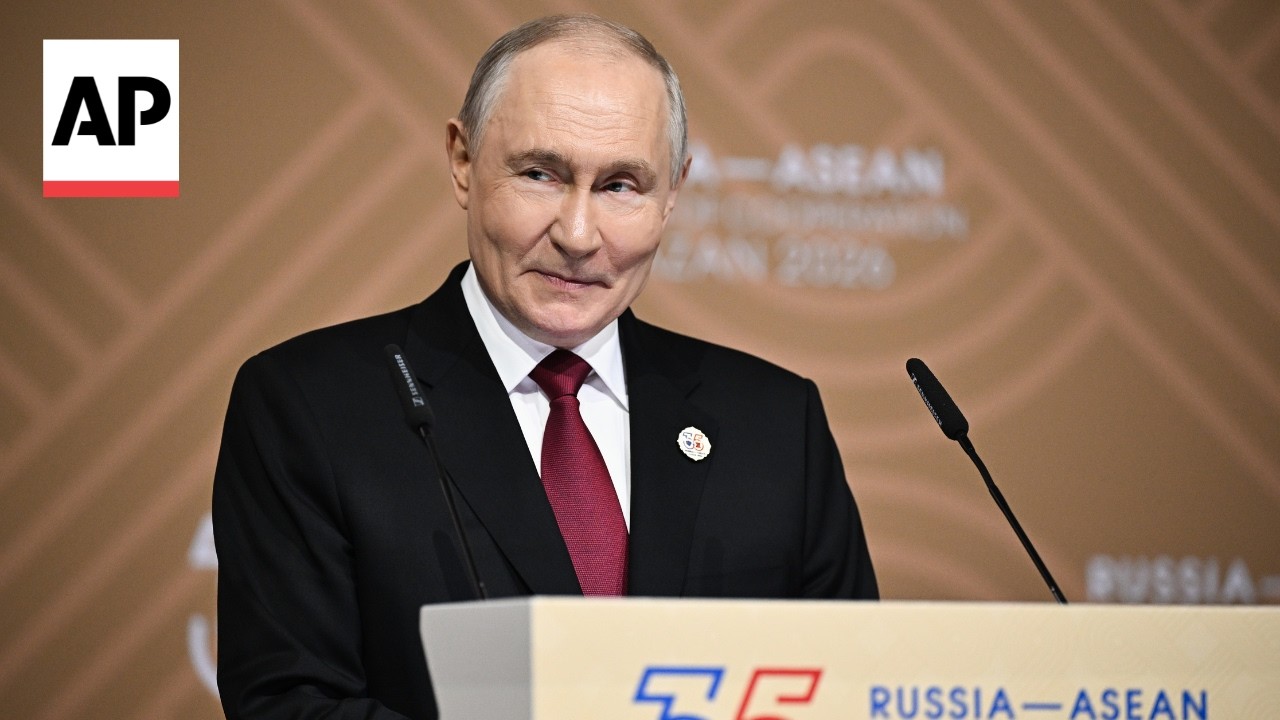 Putin hosts Southeast Asian leaders as Russia seeks to boost business ties