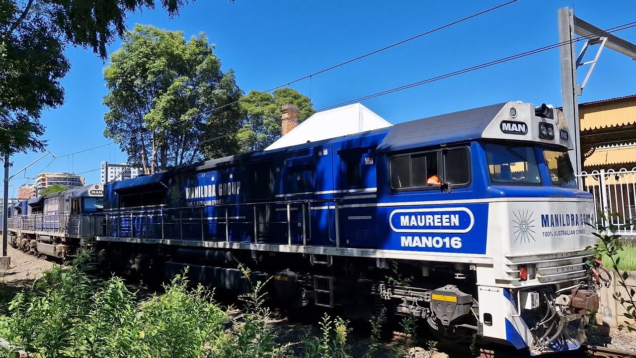 15/03/26 SSR Manildra Train 5976 passing Homebush Goods Platform 