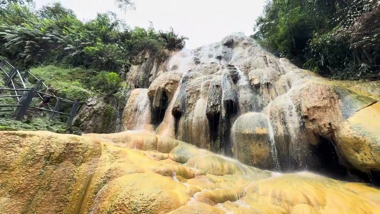 Pancuran 7 Hotspring, Baturraden, Central Java, Indonesia 🇮🇩 📍M6Q9+X5