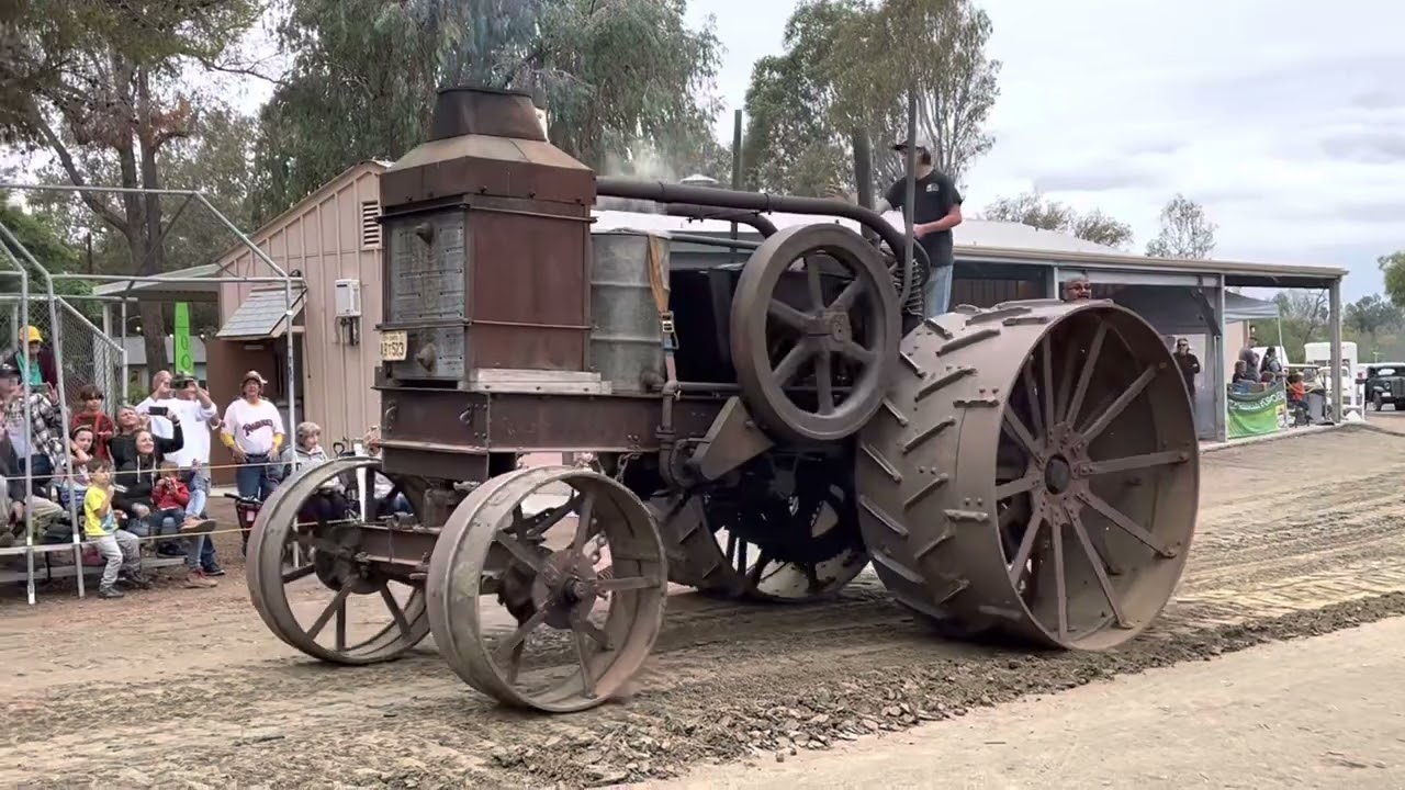 Rumely Oil Pull antique tractor huge version