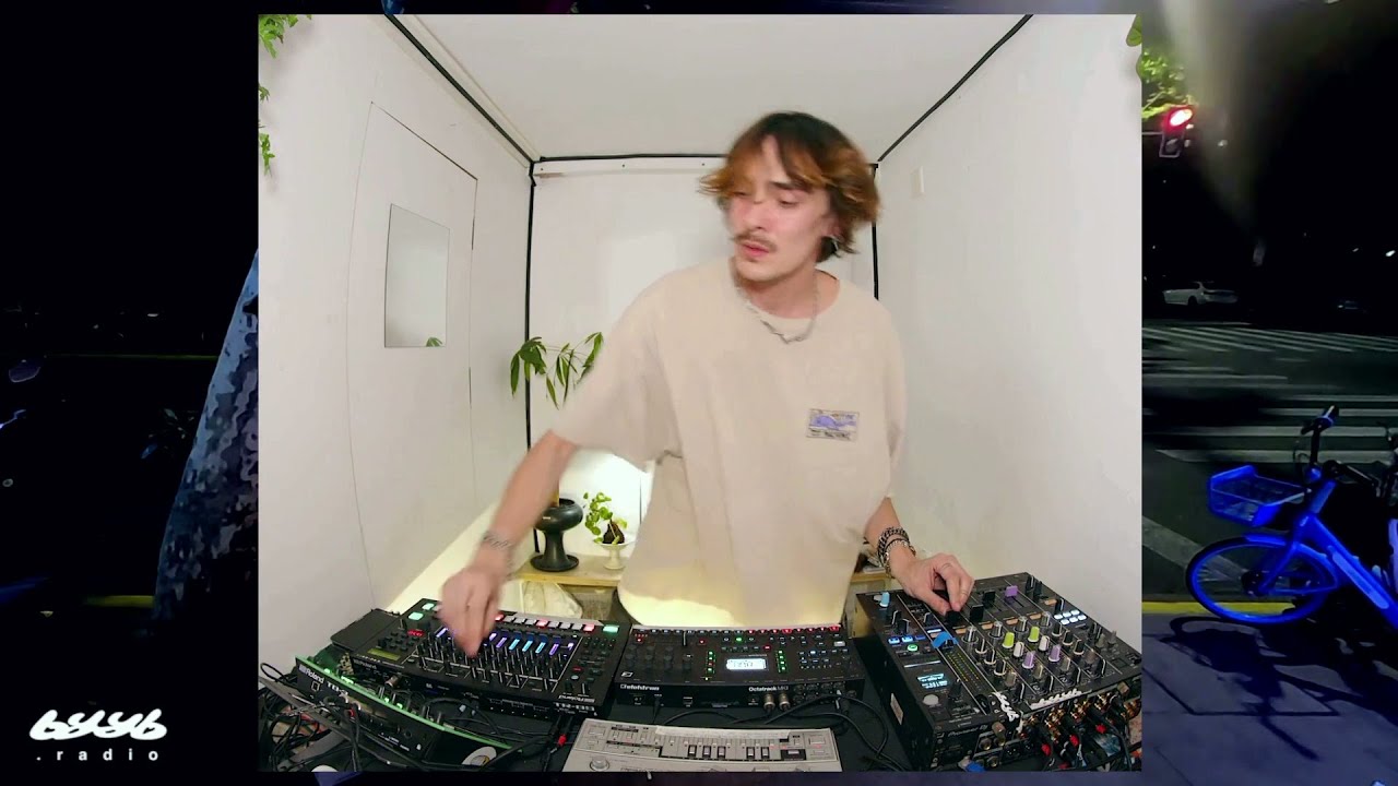 DICA (live) | byyb.radio - Nov. 21 / 2025